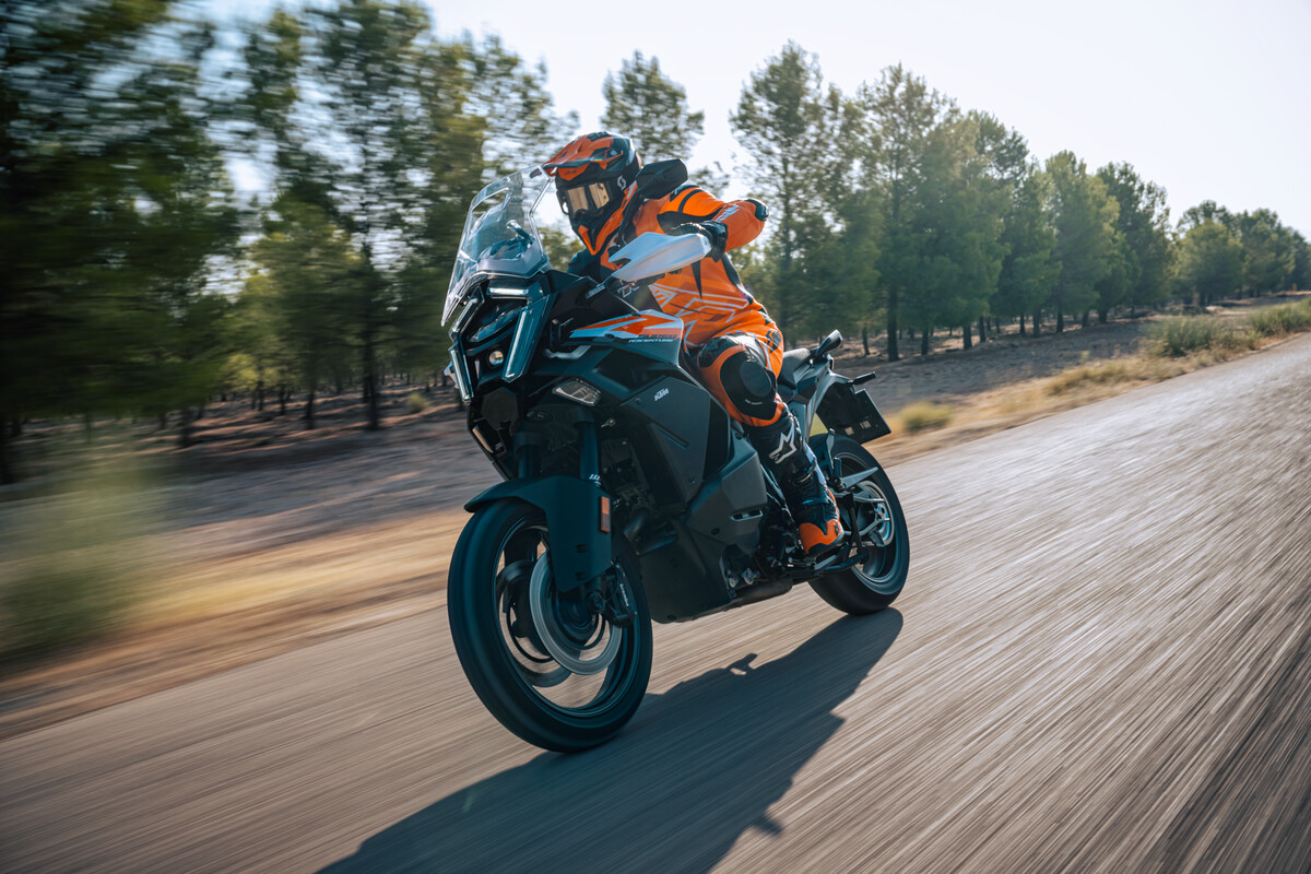 Fotos de la KTM 1390 Super Adventure S 4 KTM 1390 Super Adventure S