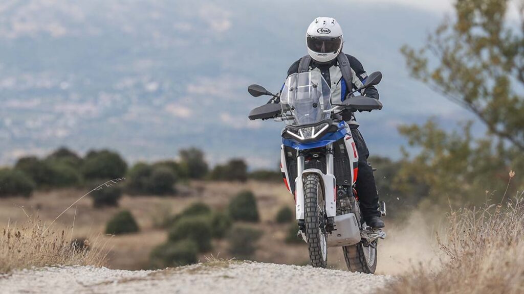La gama Aprilia 660 se beneficia de descuentos de hasta 1.000 euros en octubre 2 Prueba Aprilia Tuareg 660