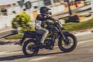 Fotos de la MITT 125 TK Adventure