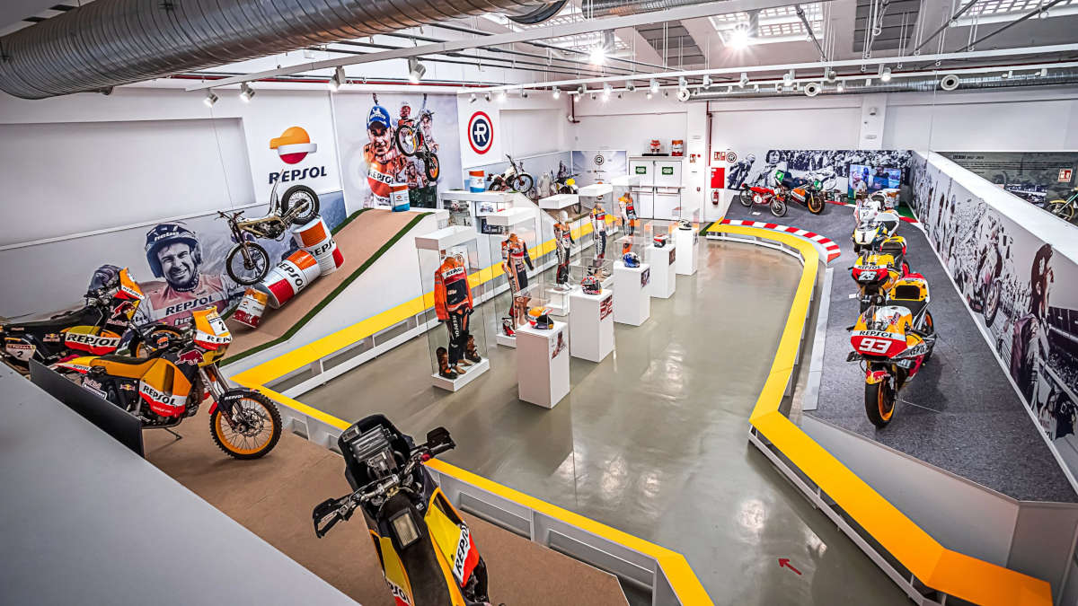 Fotos de la exposición Repsol en el Museo de la Moto Made in Spain