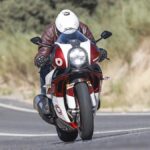 Prueba de la Bimota KB4