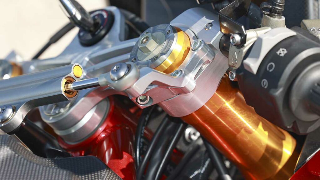He probado la Bimota KB4 y estos tres detalles la convierten en una moto espectacular 12 Prueba Bimota KB4