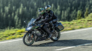 Fotos de la Kawasaki Ninja 1100 SX 2025