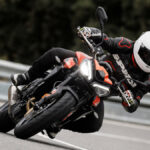 Prueba de la Triumph Street Triple R A2 2024