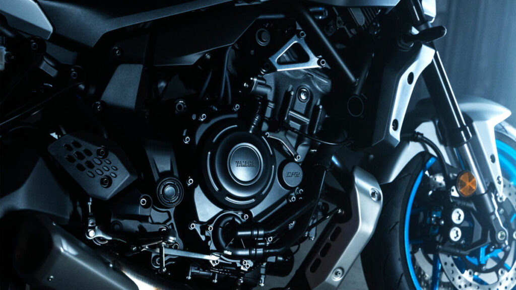 La Yamaha MT-07 2025 se actualiza para volverse más tecnológica gracias al Y-AMT 3 Yamaha MT-07 2025