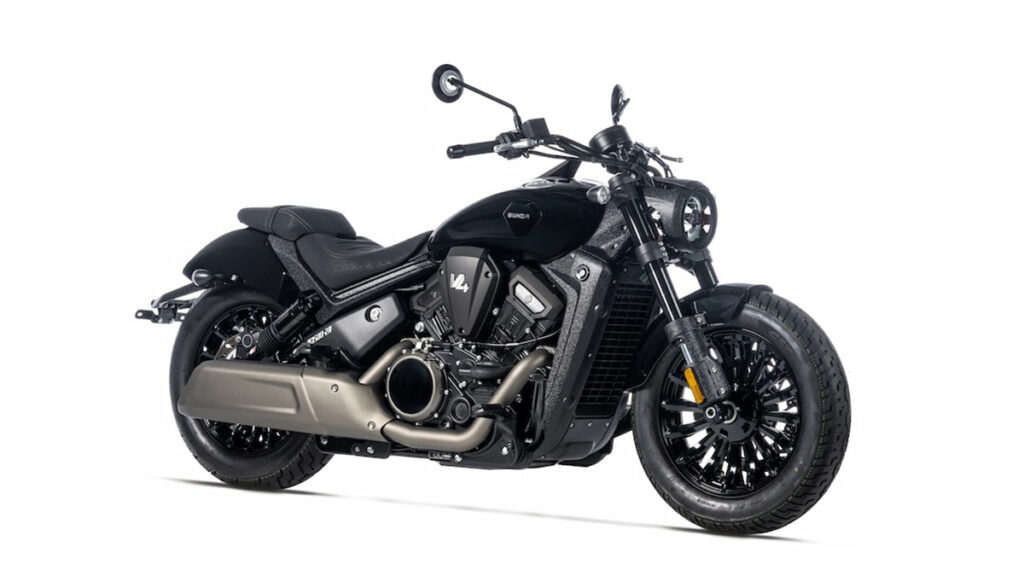Elige tu próxima moto custom con carnet A2 entre las 8 novedades 2025 10 Benda Dark Flag 500 2025