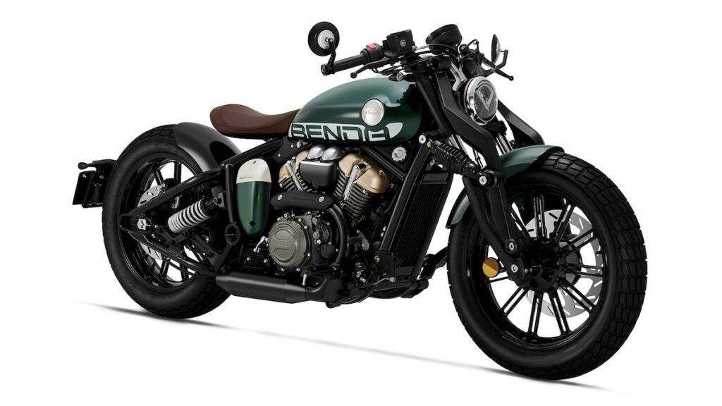 Elige tu próxima moto custom con carnet A2 entre las 8 novedades 2025 11 Benda Napoleon Bob 250 2025