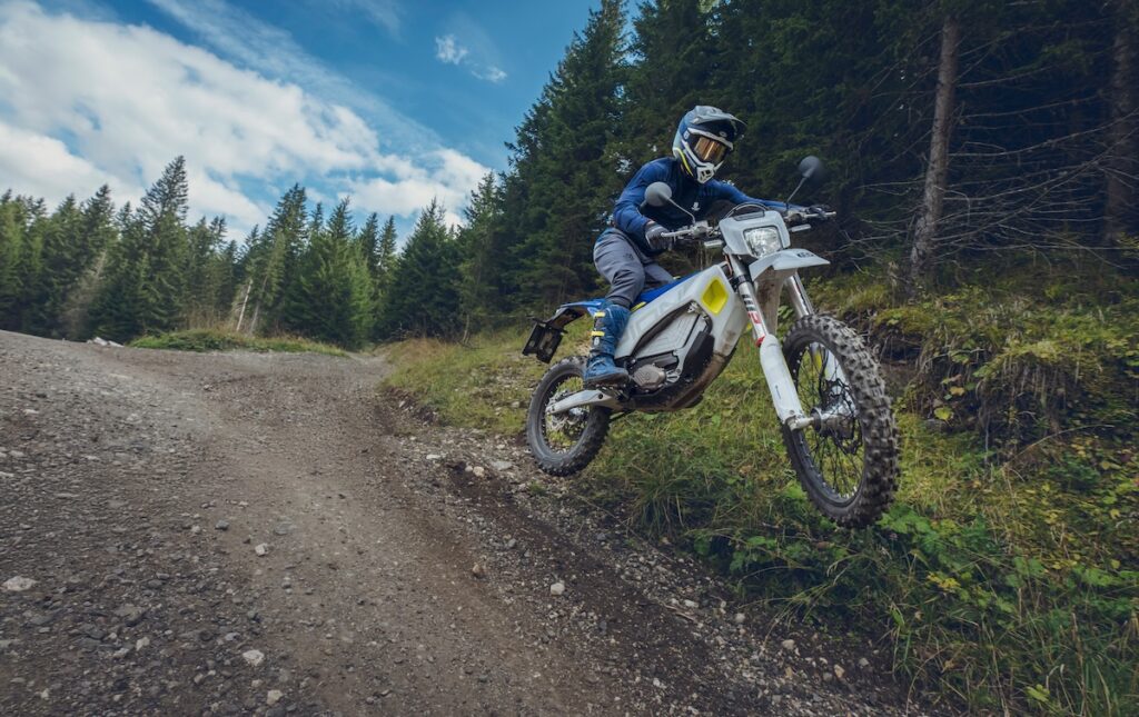 Husqvarna entra en 2025 por la puerta grande en el segmento de las motos eléctricas con la nueva Pioneer 13 Husqvarna Pioneer 2025