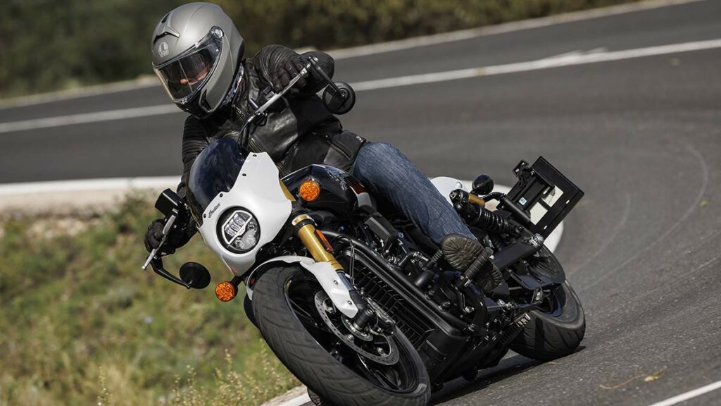 Hemos probado cuatro Indian Scout 1250 para vivir la carretera con la pasión eterna de las motos custom 19 Indian Scout 1250