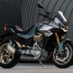 Moto Guzzi V100 Mandello S 2025