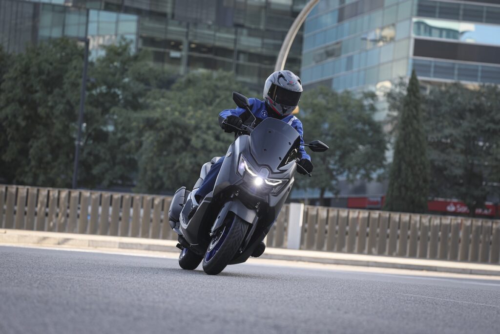 Presentación Yamaha NMAX 2025