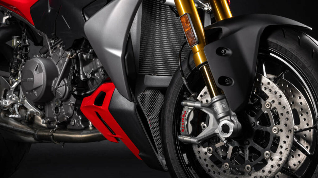 La Ducati Streetfighter V2 2025 adelgaza y se vuelve más cómoda 16 Ducati Streetfighter V2 2025