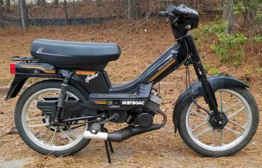 Un mecánico arranca una Motogac española tras 25 años parada: tiene 7 kilómetros y las protecciones de fabrica 1 Motogac Coma Harwar 1988