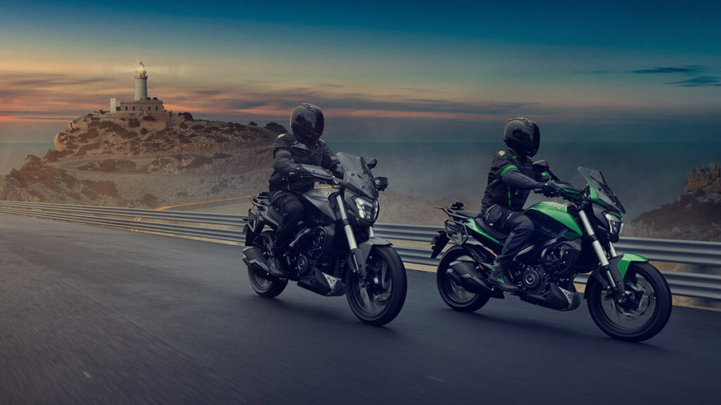 Se presenta en España una moto utilitaria viajera y para diario del carnet A2 con el nombre de Bajaj Dominar D400 9 Bajaj Dominar D400