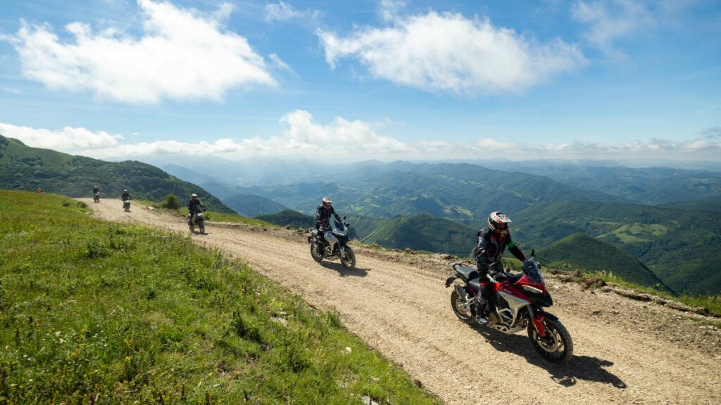 Luz verde a la DRE Academy 2025: disfruta de las experiencias Ducati a los mandos de sus últimas novedades 10 Ducati DRE 2025