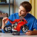 Ducati Panigale V4 S 2025 de Lego
