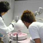 Proceso de fabricación de un casco Arai