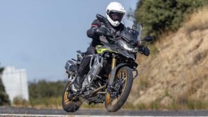 Fotos de la prueba de la Voge 900DSX