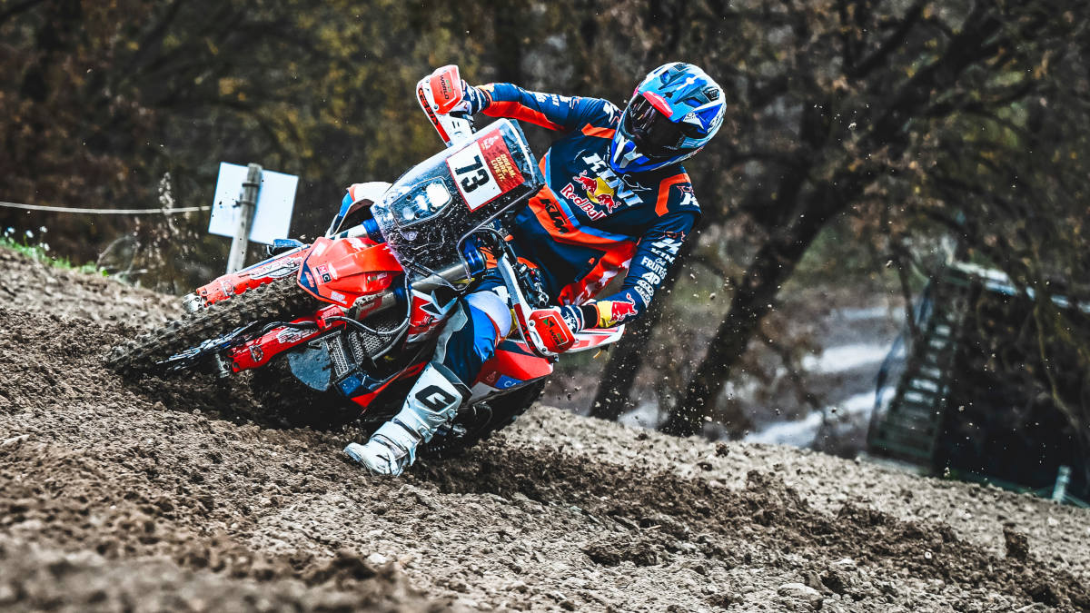 Edgar Canet en su preparación para el Dakar 2025