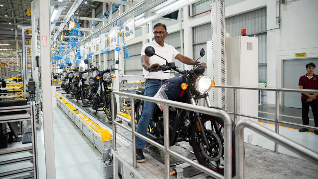 Royal Enfield inaugura su primera planta de ensamblaje independiente fuera de la India 9 Planta de Royal Enfield en Tailandia