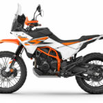665335 MY25 KTM 390 Adventure R EU Orange 90 left EUROPE GLOBAL
