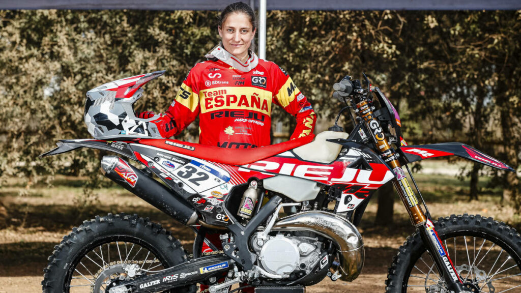 Mireia Badia anuncia su retirada: "aún falta mucho apoyo para las mujeres en el enduro" 9 Retirada de Mireia Badia