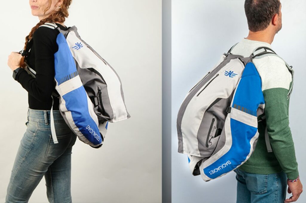 Chaqueta y mochila Backjacket