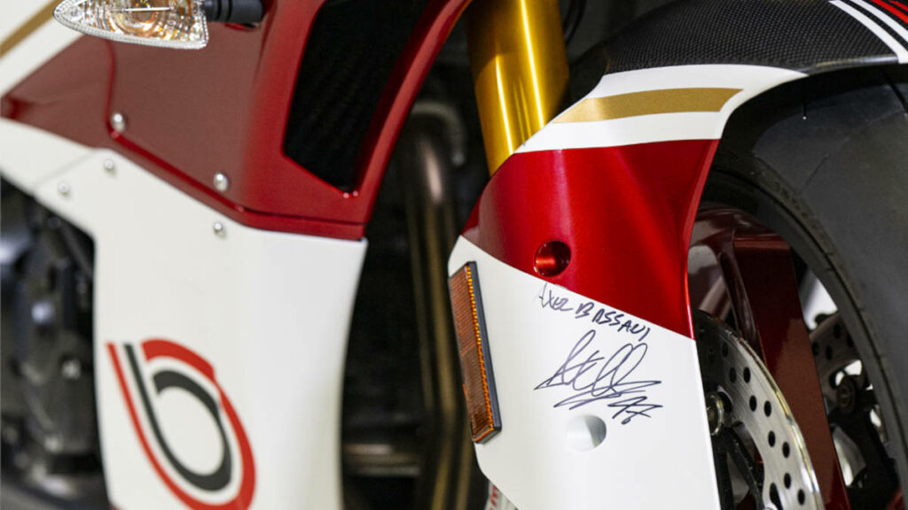 Las Bimota KB4 más exclusivas del planeta se venden en España 9 Bimota KB4 Signature BbKRT Unit