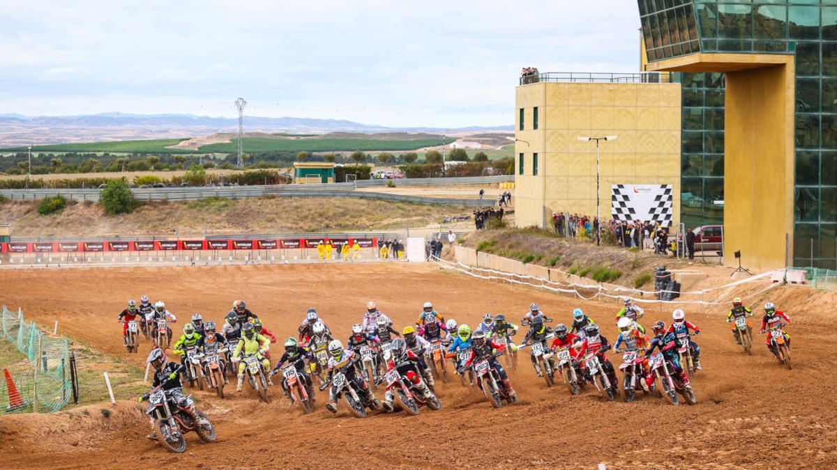 El Campeonato de España de Motocross arranca la temporada de carreras en MotorLand Aragón