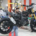 Bajaj desembarca en Europa