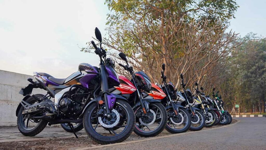 Bajaj India 9