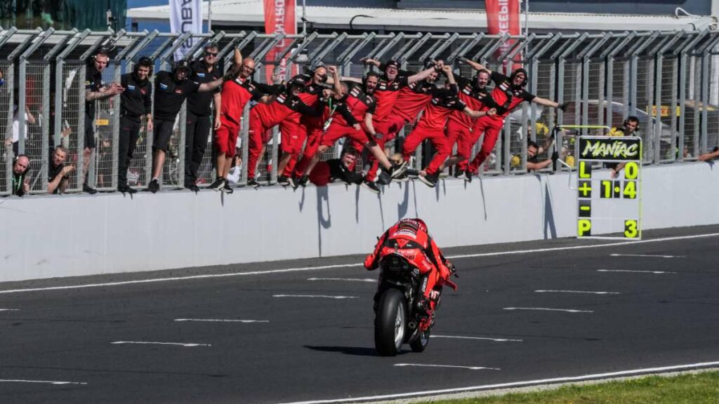 Superbike Portugal 2025: horarios y televisión 2 superbike Carrera-2-wsbk-australia