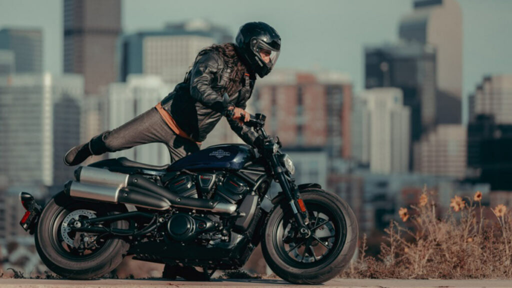 Harley-Davidson sabe distinguir mejor que nadie entre ruido y música, y queda demostrado 7 Harley Davidson 6