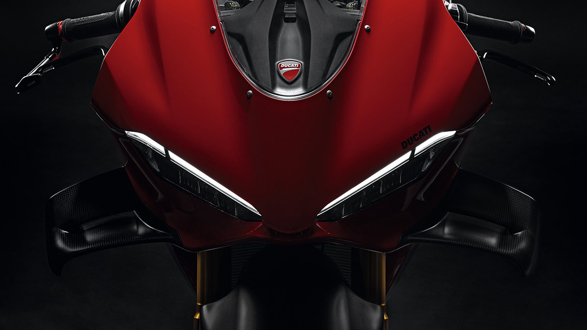 Fotos de la Ducati Panigale V4S Carbon y Carbon Pro 4 Ducati Panigale V4S Carbon y Carbon Pro