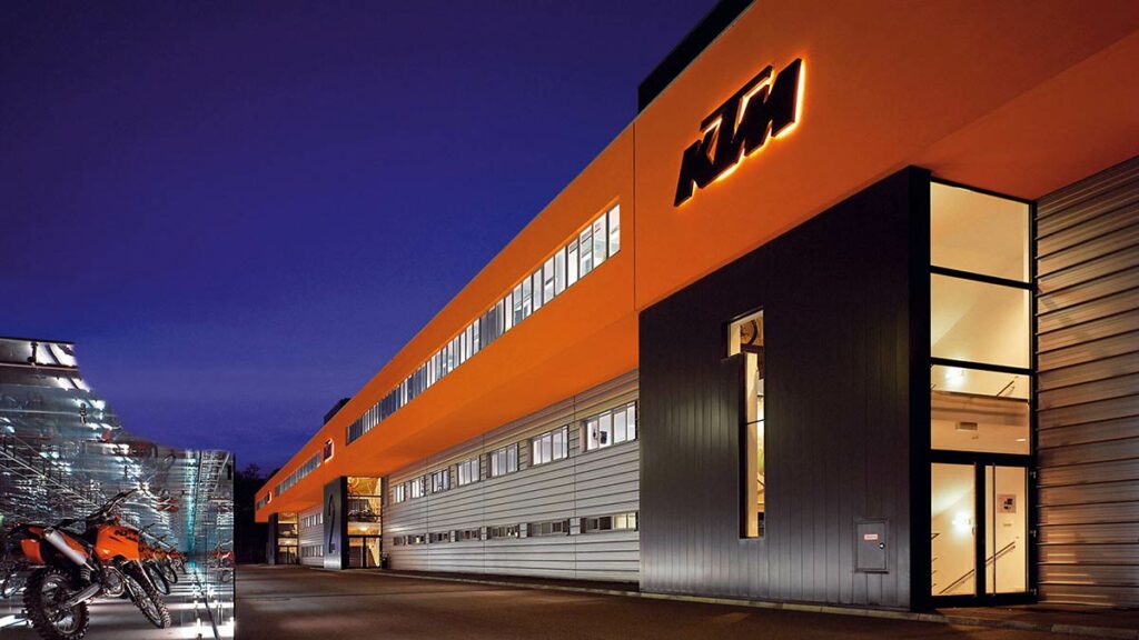 La industria de la motocicleta pide no variar los aranceles a sus productos en el enfrentamiento comercial entre EE.UU. y la UE 8 Fábrica KTM