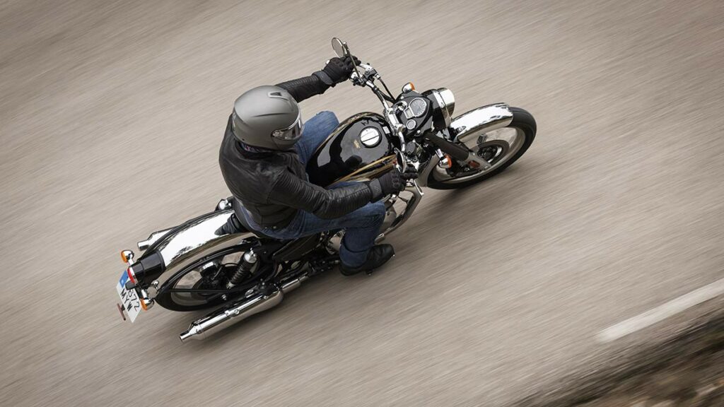 Probamos la Royal Enfield Classic 650 Twin para reeditar las sensaciones de las motos de toda la vida 16 Royal Enfield Classic 650 Twin