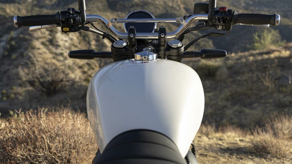 Prueba Royal Enfield Bear 650: cuando la nostalgia te conduce a una vida más intensa 12 Royal Enfield Bear 650