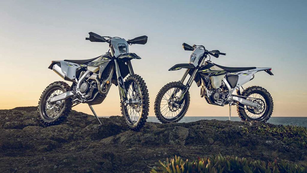 El mundo del enduro habla ahora inglés con estas dos novedades 2025 de Triumph 7 Triumph TF 250-E y TF 450-E