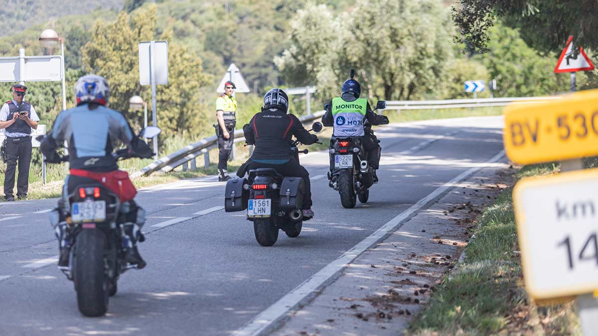 Gratis y ahora con 40 convocatorias: el programa 2025 de formación de seguridad en moto en Cataluña que no te puedes perder 1 Seguridad en moto