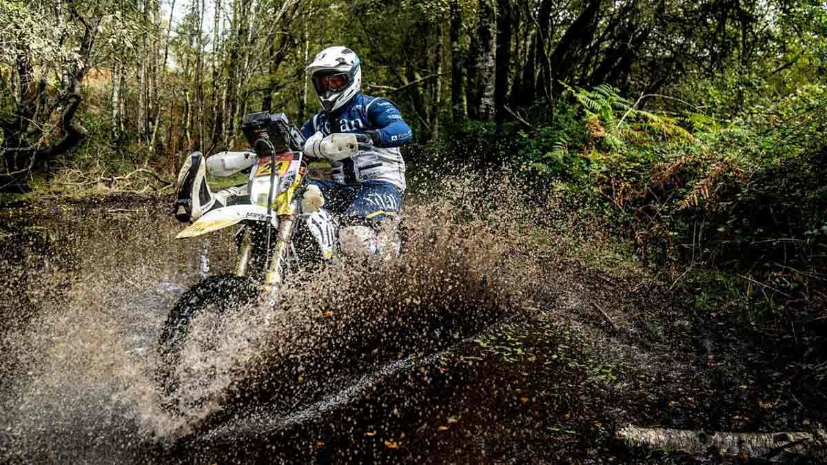 Las superventas motos trail podrán competir ahora en una categoría creada por la Real Federación Española de Motociclismo 1 motos trail