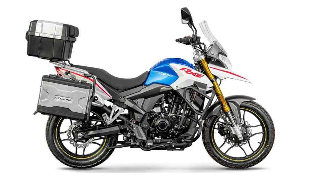 Cyclone arranca 2025 con fuerza: así son las nuevas Battlo y RX1 Pro 125 10 Cyclone RX1 Pro