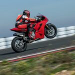 Fotos de la prueba de la Ducati Panigale V2S 2025 48 Ducati Panigale V2S 2025