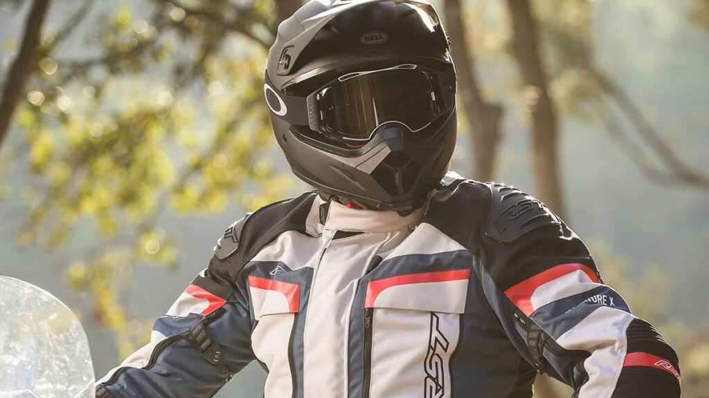 RST presenta su colección 2025 y el asfalto vuelve a llamarnos 11 RST AdventureX