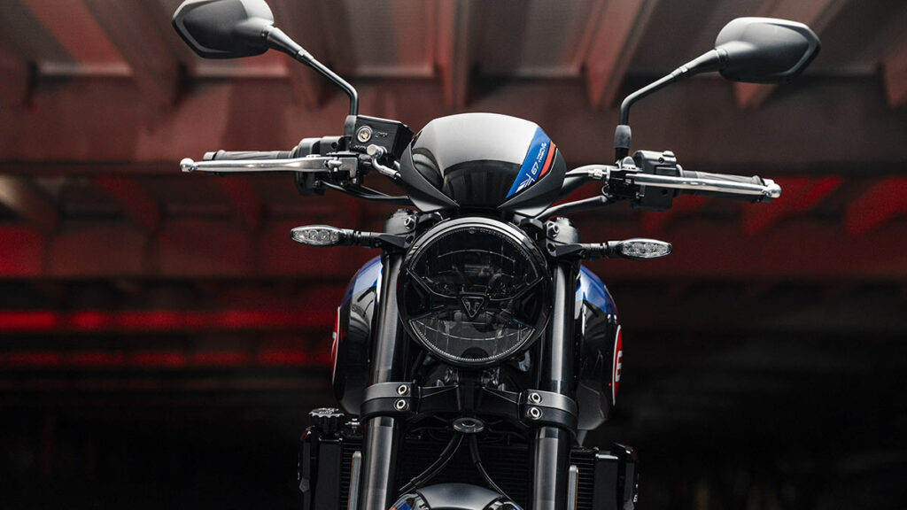 Triumph Trident Triple Tribute 2025: el homenaje que acelera emociones 13 Triumph Trident Triple Tribute 2025