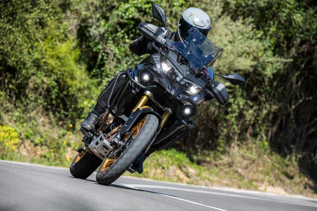 La Voge 625DSX se confirma como una de las motos trail más completas para el carnet A2: así lo revela su prueba 14 Fotos de la presentación de la Voge 625DSX 2025