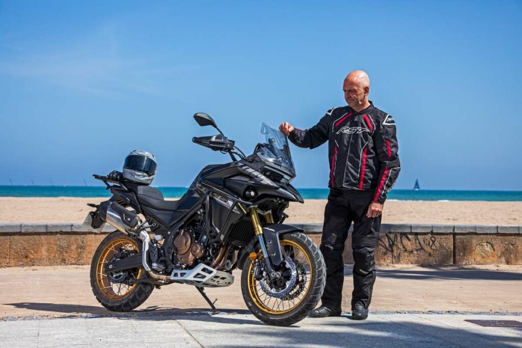 La Voge 625DSX se confirma como una de las motos trail más completas para el carnet A2: así lo revela su prueba 19 Fotos de la presentación de la Voge 625DSX 2025