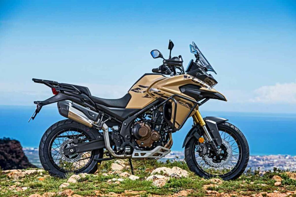 La Voge 625DSX se confirma como una de las motos trail más completas para el carnet A2: así lo revela su prueba 8 Fotos de la presentación de la Voge 625DSX 2025