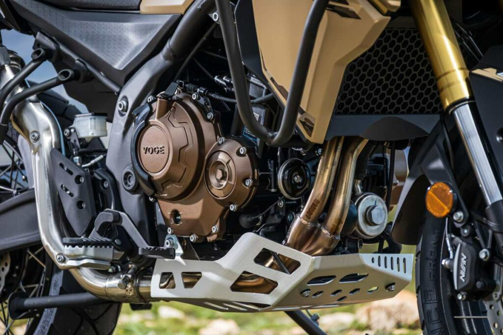 La Voge 625DSX se confirma como una de las motos trail más completas para el carnet A2: así lo revela su prueba 10 Fotos de la presentación de la Voge 625DSX 2025