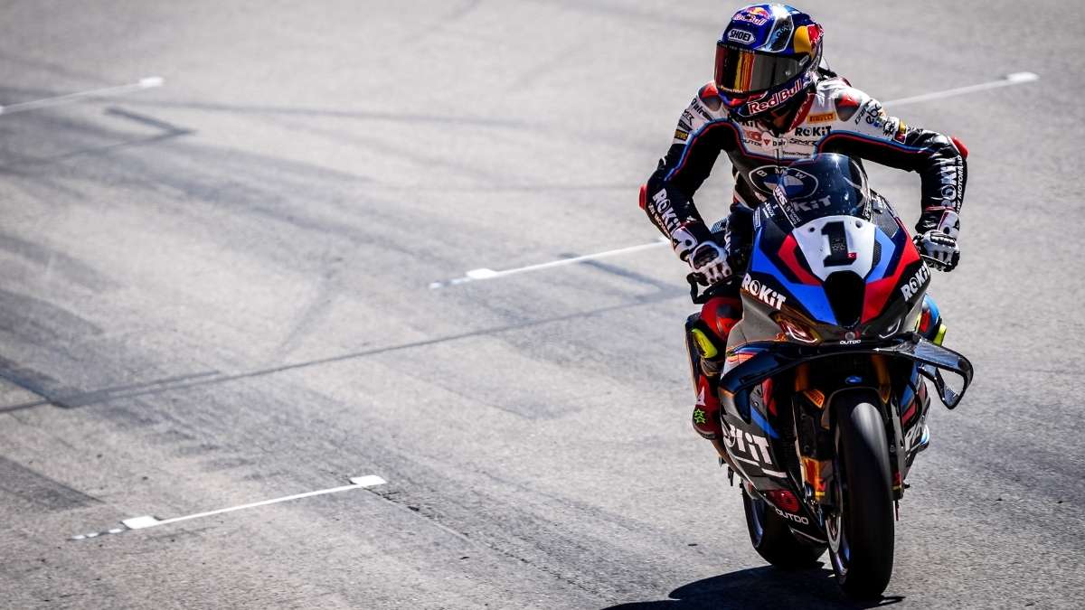 WSBK Portugal: Razgatlioglu vuelve y arrasa con un triplete 1 WSBK 2025 Portugal Toprak