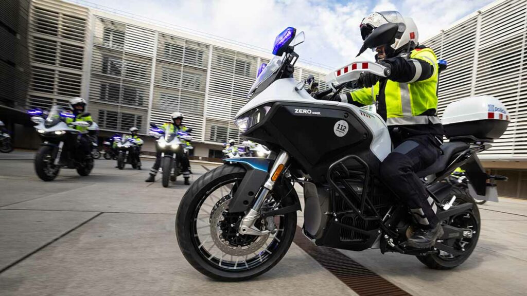 Los Mossos d’Esquadra tienen una nueva arma silenciosa con la Zero DSR/X 8 Zero DSR/X Mossos d'Esquadra